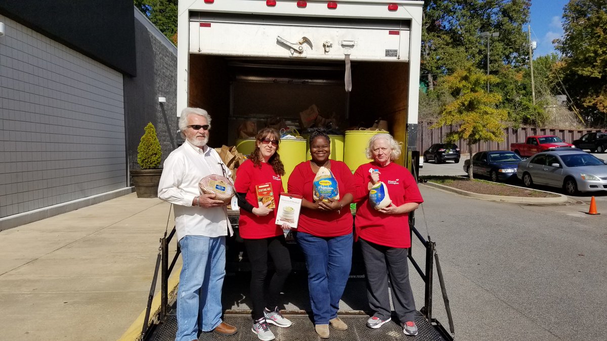MissionLexSC's tweet image. A HUGE THANK YOU to @newspring Columbia for coming through again this year to kick off our Holiday Food Drive season! Their campus collected 2,001 lbs of holiday food and turkeys/hams for our families we serve. We cannot say thank you enough to those who gave! 🦃❤️