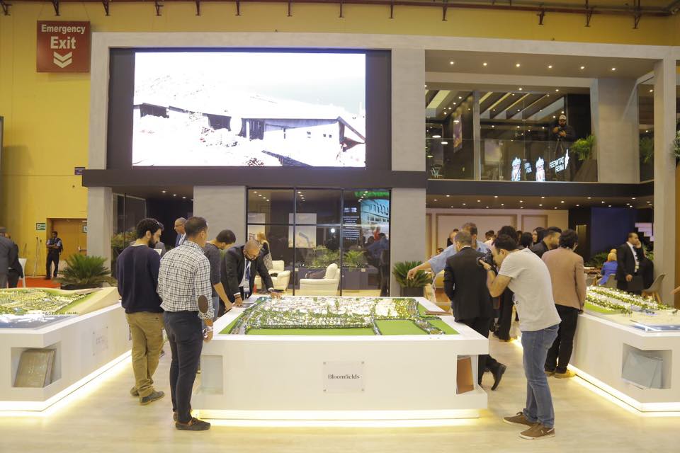 Tatweer_Misr's tweet photo. Check out the highlights of our first day at Egypt Gate Expo! Drop by our booth tomorrow, Friday or Saturday to learn more about Tatweer Misr’s projects. #TatweerMisr #ILMonteGalala #BLOOMFIELDS #FoukaBay #EgyptGate https://t.co/nkBgnHGOpi