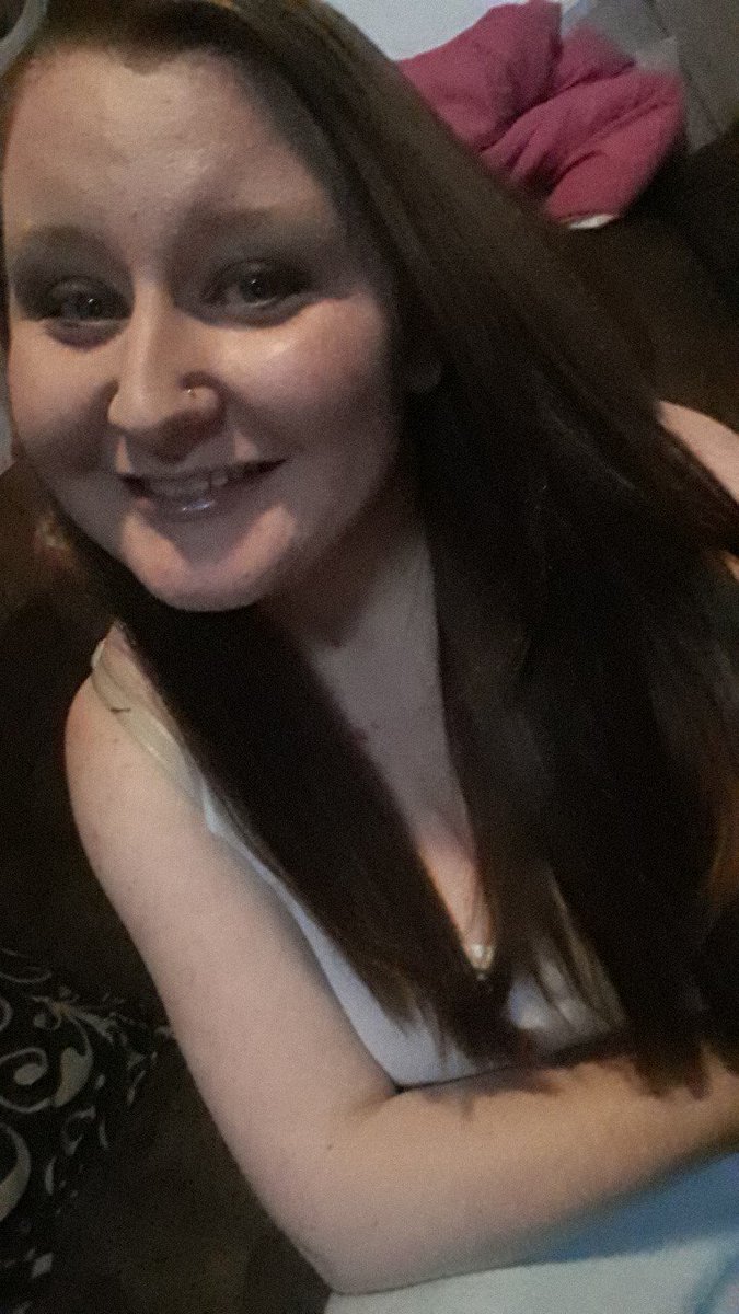 web_am09's tweet photo. One of my biggest insecurities has always been my smile. It's very rare that I actually smile in a picture, and even more rare when I post one. But today I'm feeling good about myself, for what feels like the first time in a long time. I'm finally healing. 😁❤🙌 https://t.co/O2nTfh189b