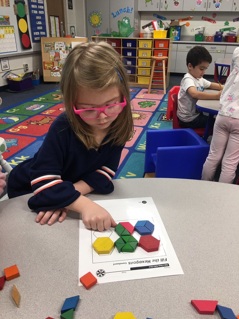 We used shapes to make other shapes today in math workshop! How many ways can you fill a hexagon?? #DolsenThinkers