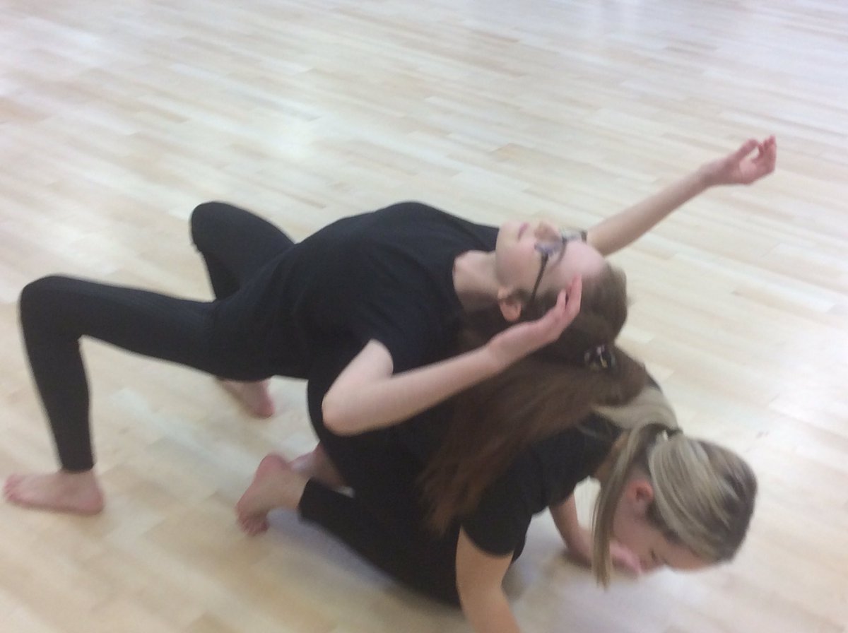 StCeciliasDance's tweet photo. Thank you @EchoEchoDance for an engaging and fun contact improvisation dance workshop today @StCeciliasDerry @ArtsCouncilNI #contemporarydance #contactwork #professionaldancelinks https://t.co/JVLZ1S6rDx
