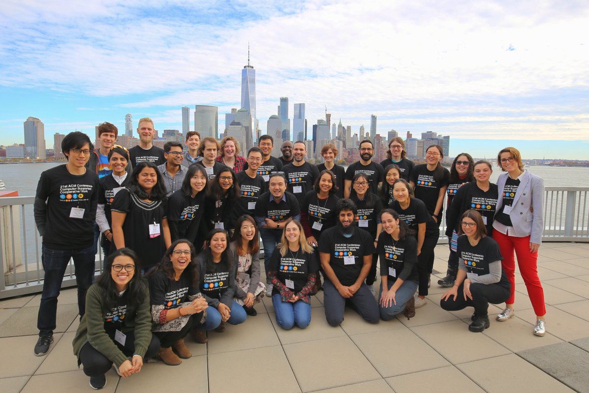 infoxiao's tweet image. Student volunteers at #CSCW2018 finally see some sunshine! Thanks for the guests who stopped by today! And I could not ask for a more amazing co-chair @Zaga_daga. &amp;lt;3