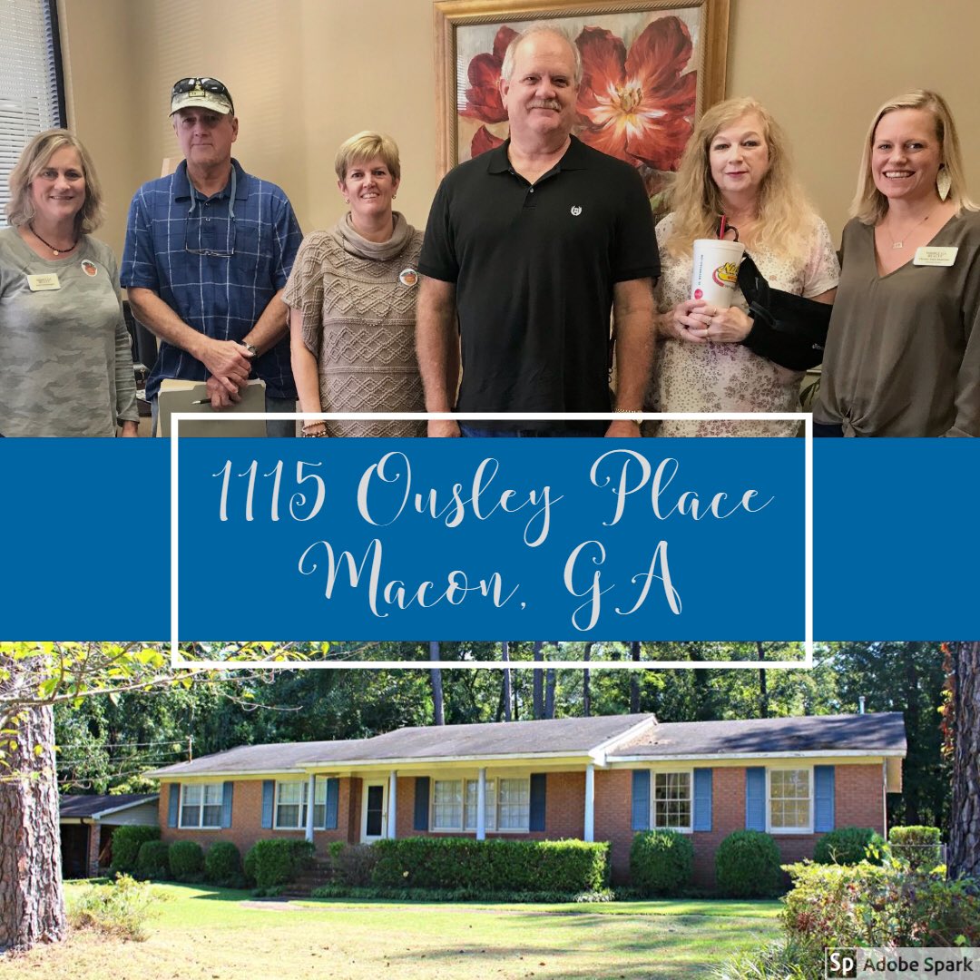 TheSoldSisters's tweet photo. Happy closing day!!Congratulations to these buyers and sellers! #SoldSisters #MiddleGARealty #WeSellMiddleGA #happyclosingday https://t.co/uGsdtn8Cyr