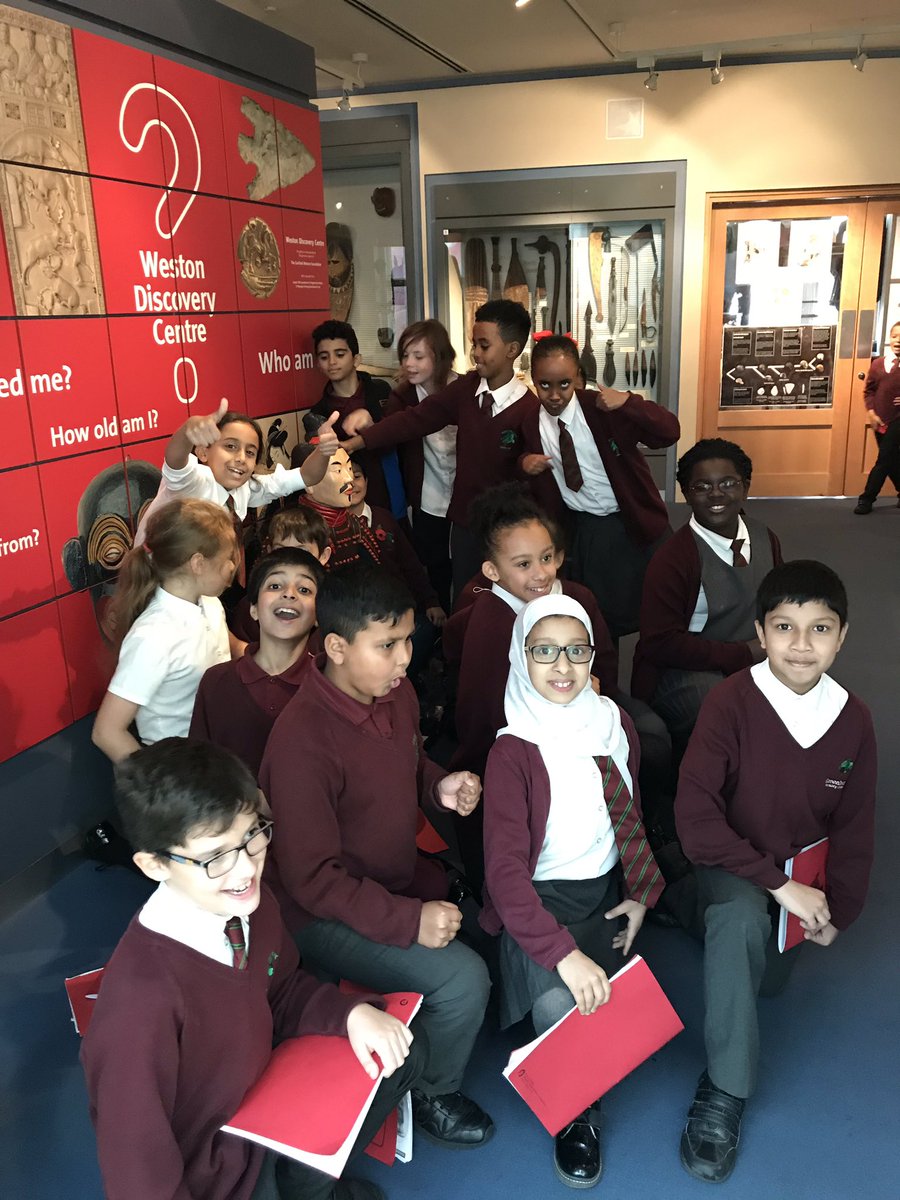 We became archaeologists today in year 5. We handled Ancient Greek artefacts and investigated the lifestyle of the ancient Greeks. Thank you @World_Museum for having us 🏛  @GreenbankSchool #ks2history