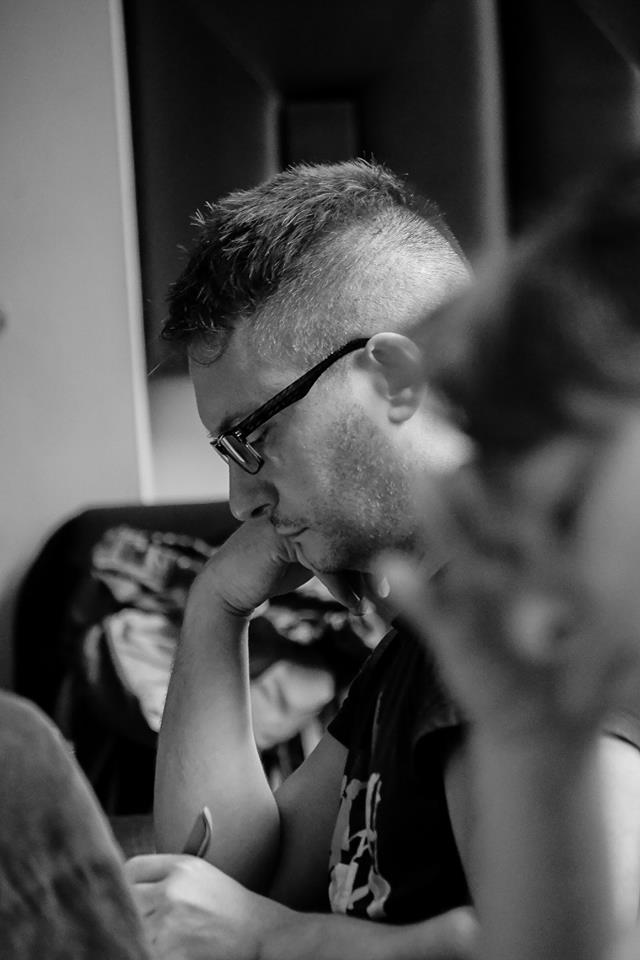 Agrippa_Prds's tweet photo. Rehearsals for The Script are full steam ahead. Come and see the play 14-18 November at @kingssalford it's a corker.
Five evening performances plus a matinee on Sunday afternoon.
Tickets from https://t.co/oLh6y56rC5 £10 / £8 concs
With @zoeIqbal  @Lady_Lenska @spikal https://t.co/H2azcIai00