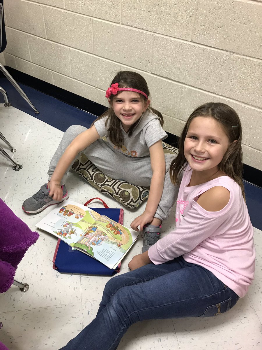 CubRunBarnes's tweet image. Now for some reading!! @ourhappyclass #buddyclass