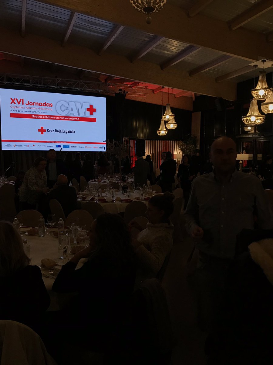 JCAMCruzRoja's tweet photo. Comienza la cena y la entrega de premios. ¡Qué nervios! https://t.co/nG0gHexanQ