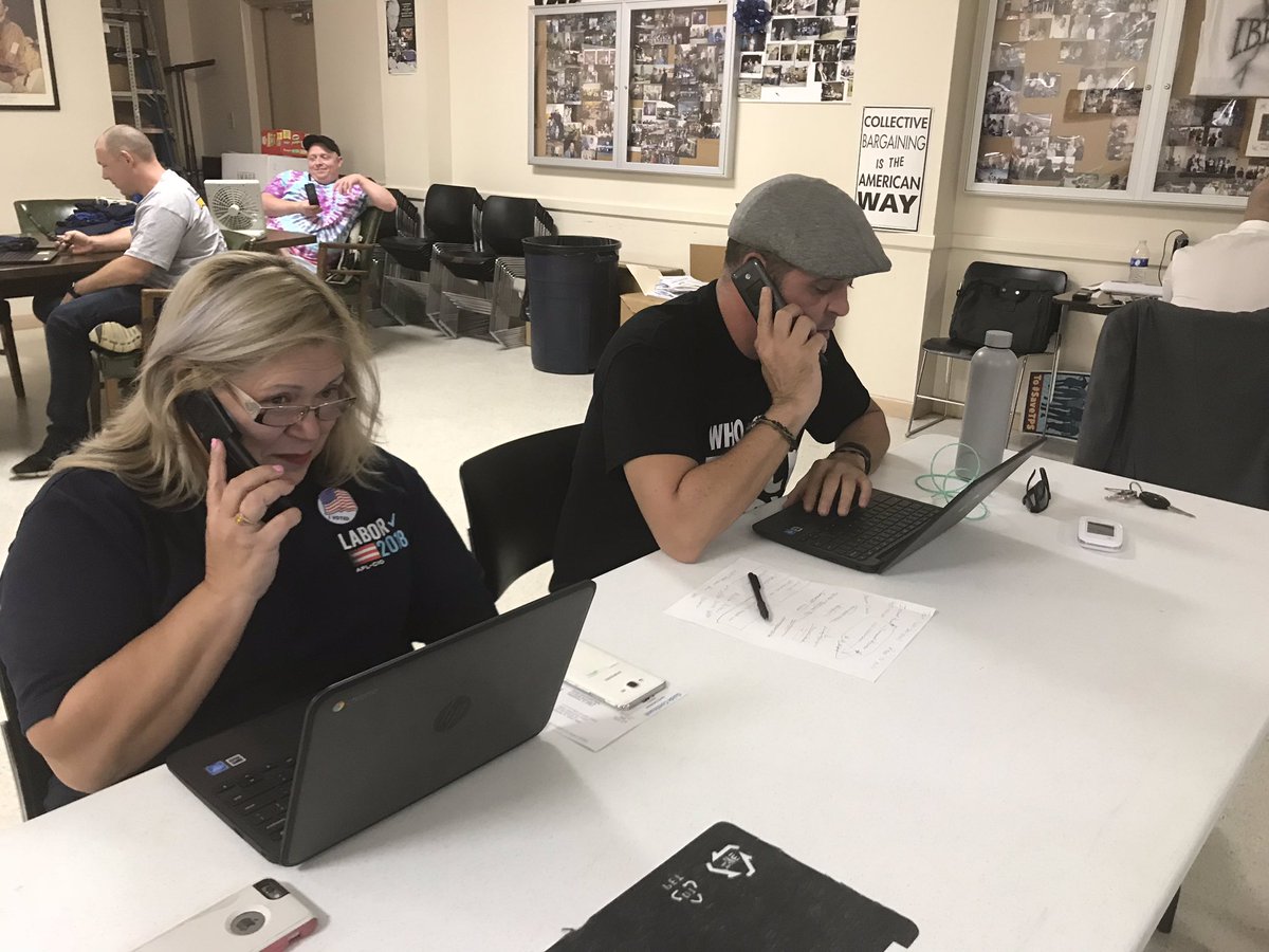 CFLCLAA's tweet photo. Thanks @CFLCLAA members #GOTV2018 #PhoneBanking #Drivingvoterstothepolls #Canvassing #Solidarity ✊️ @LCLAA https://t.co/LM9KMCFST6