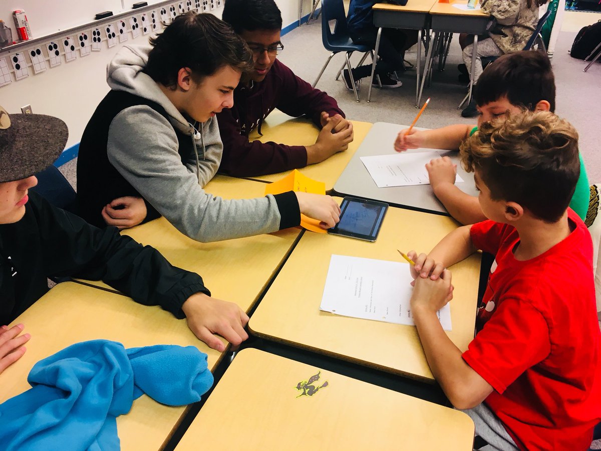 Thank you to Princess Margaret Gr.10’s for visiting us at West Bench today. You did a fantastic job teaching us about government through the lessons you created on your devices. #intergenerationalteaching #SD67 <a href="/darryltenisci/">Darryl Tenisci</a> <a href="/EricaFitton/">Erica Fitton</a>