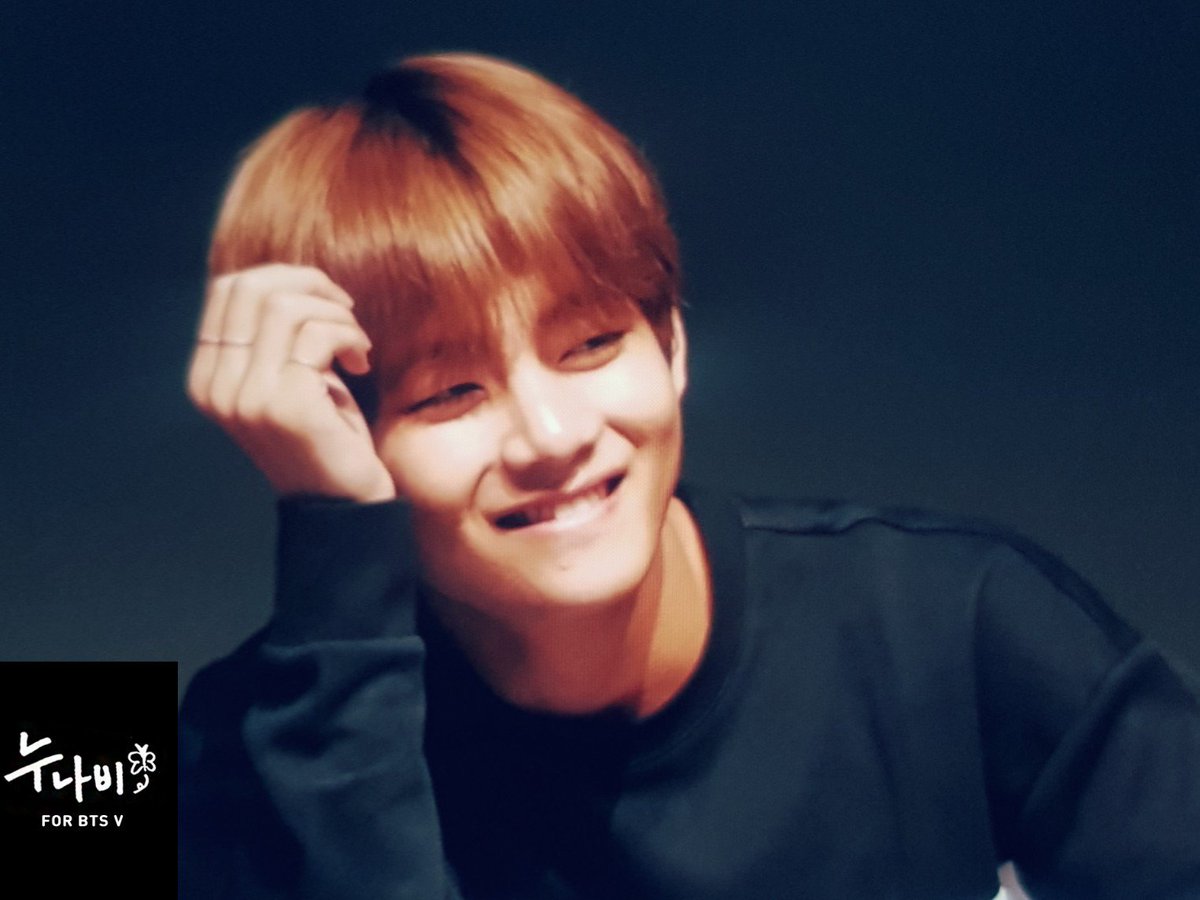 Slow dancing v bts. Slow dancing v bts. Тэхен slow dancing. Jimin life goes on. Slow dancing v bts.