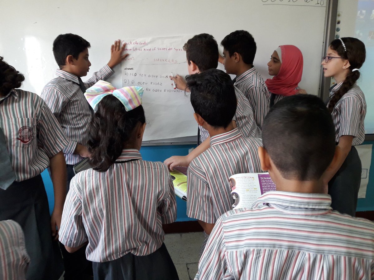 AtiehSamah's tweet photo. Learning more than one language opens the door for learning new cultures, sharing experience and knowledge and building relations with people #different languages #various cultures #Grade 6 learners @MakAishaSchool https://t.co/doPUo59SCO
