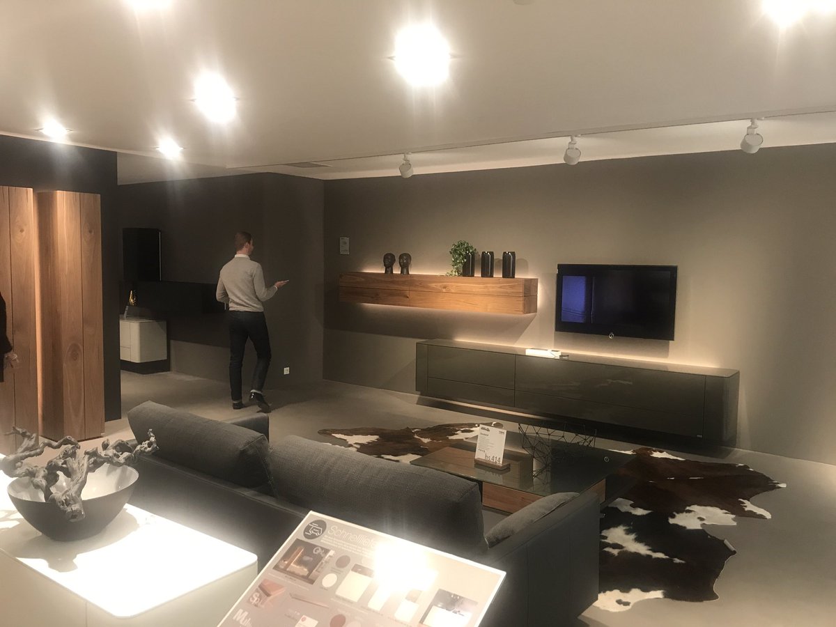 De nieuwste modellen van Hulsta weer gezien. De plannen van 2019 in Keulen komen eraan! 😉