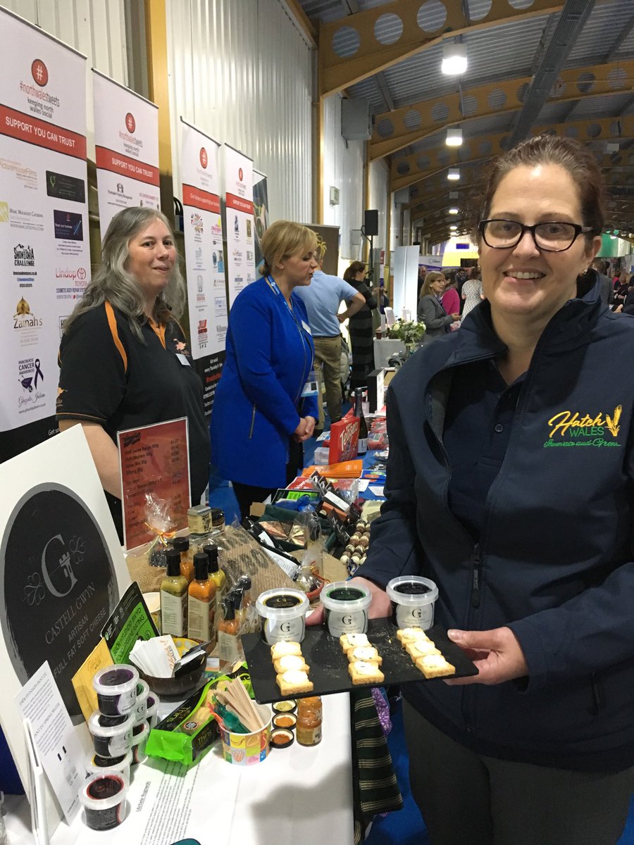 HatchWales's tweet photo. Had an enjoyable day @colegcambria today representing local #welshfood producers @castellgwyn &amp; @africanevenings #northwalestweets https://t.co/l6EFds4UMz