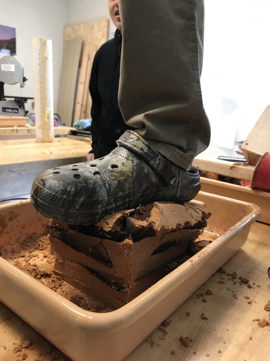 MrWolfTech's tweet image. Trying to create engineered earth today, and for the most part it has been a success! #EWStrong #Engineering