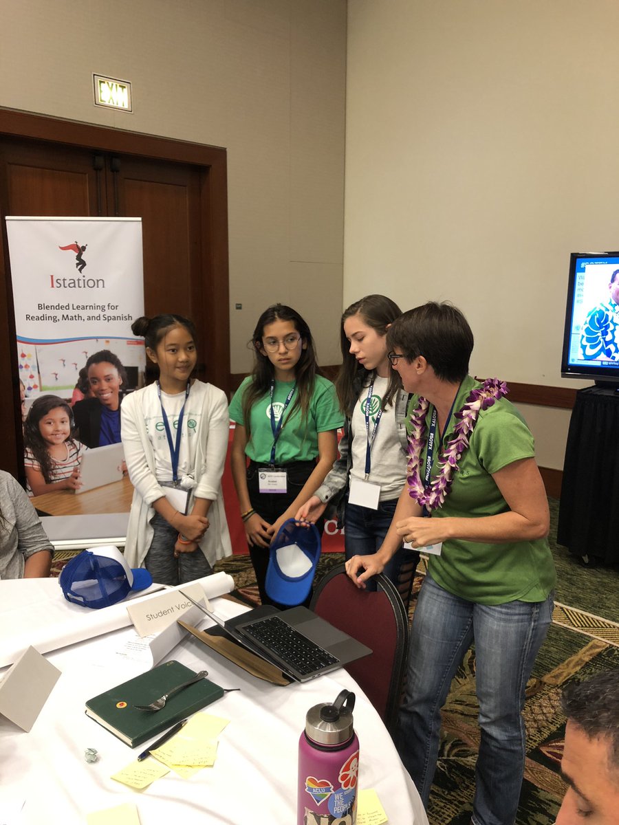 joshreppun's tweet photo. Wow, a group of charter student ambassadors from @SEEQSHI working on community norms with @HIDOE808 public and @HAISconnect private school leaders. And look, @HawaiikidsCAN is here in full force! #LSOTF18 #SOTFX #WhatSchoolCouldBe 🌈🐬@MLTSinHawaii https://t.co/Sw2m3D2NhW