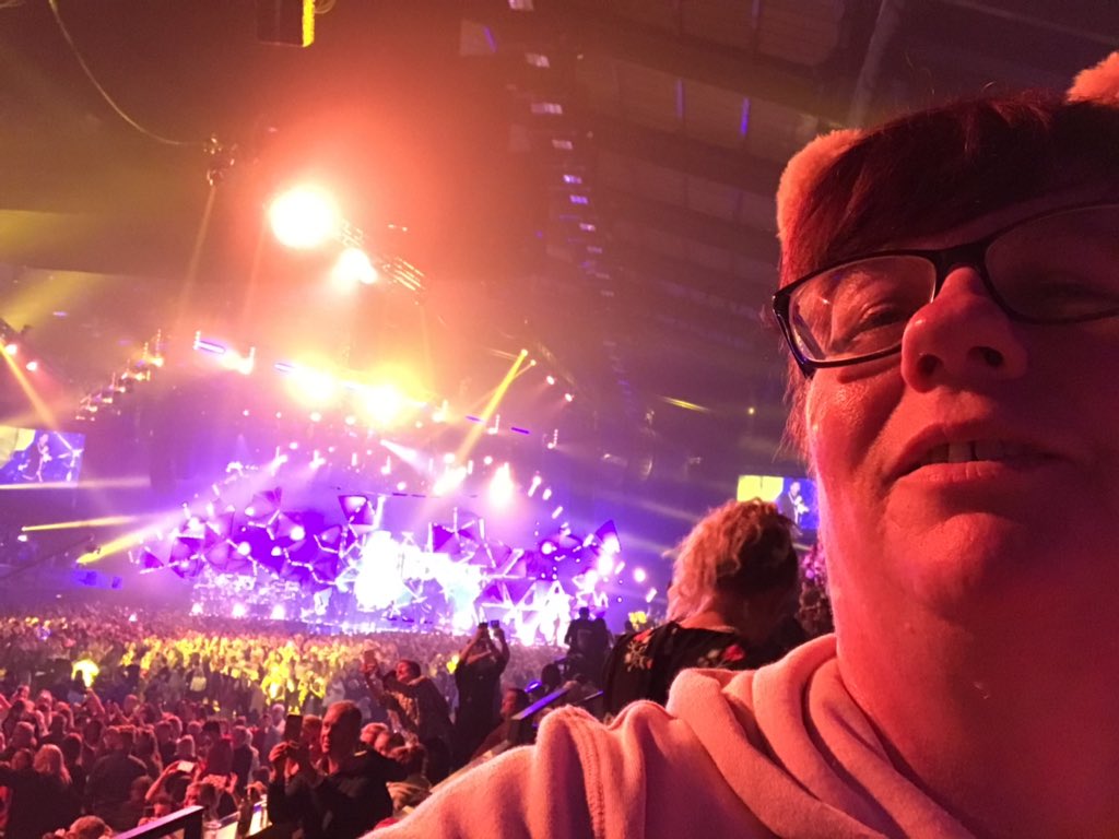 #childreninneedrocks