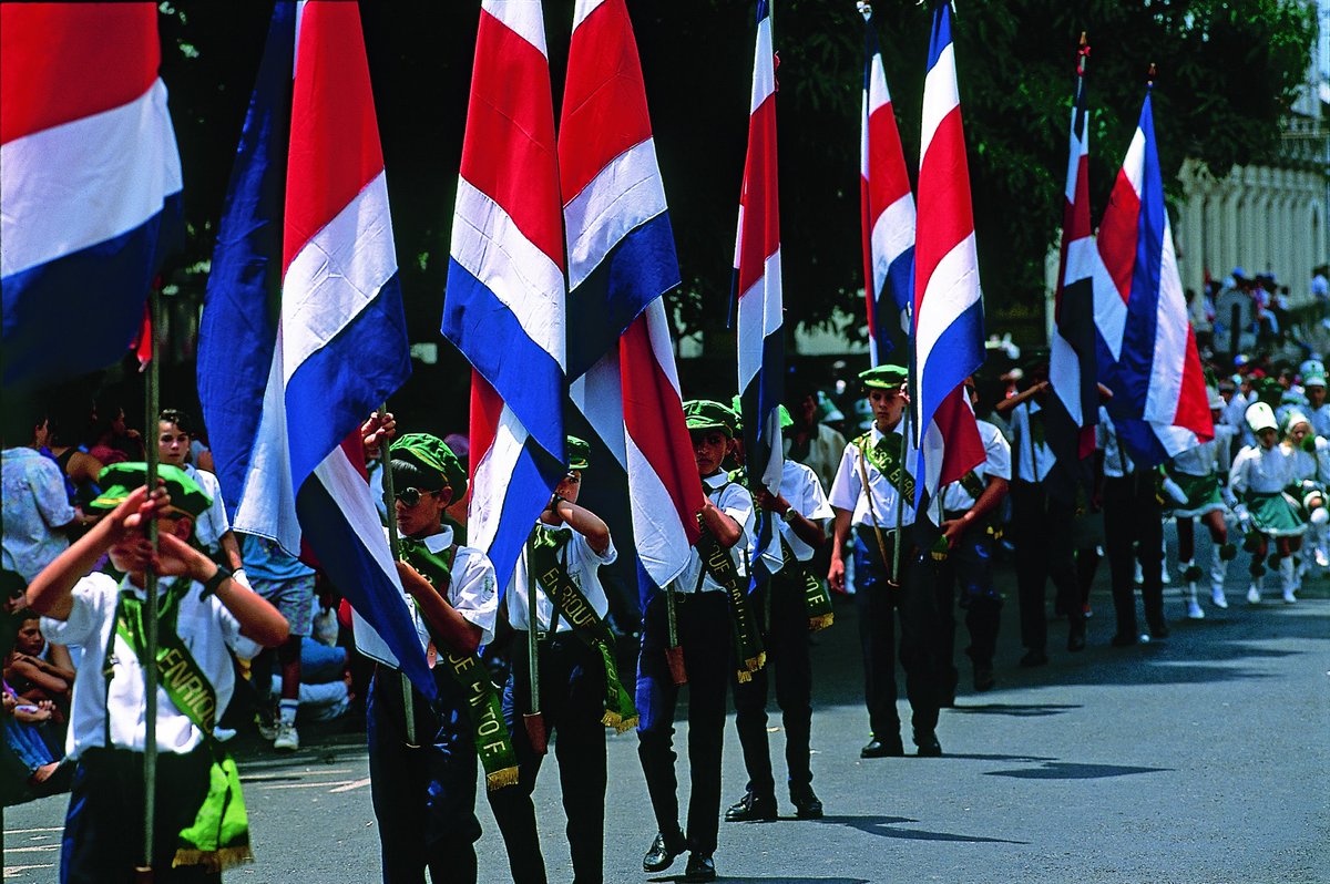 Война за независимость кубы 1895-1898. День революции на кубе праздник. Куба фидель кастро революция. 1 мая на кубе. 10 октября -день независимости кубы.