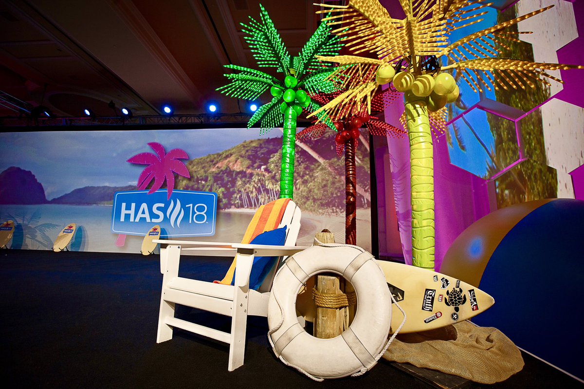 EventLabLLC's tweet image. Palm Tree’s, Ocean Breeze... Take Us Back To This Beach Event Please!  
.
We’d love to help with your next event! Give us a call.  #events #beach