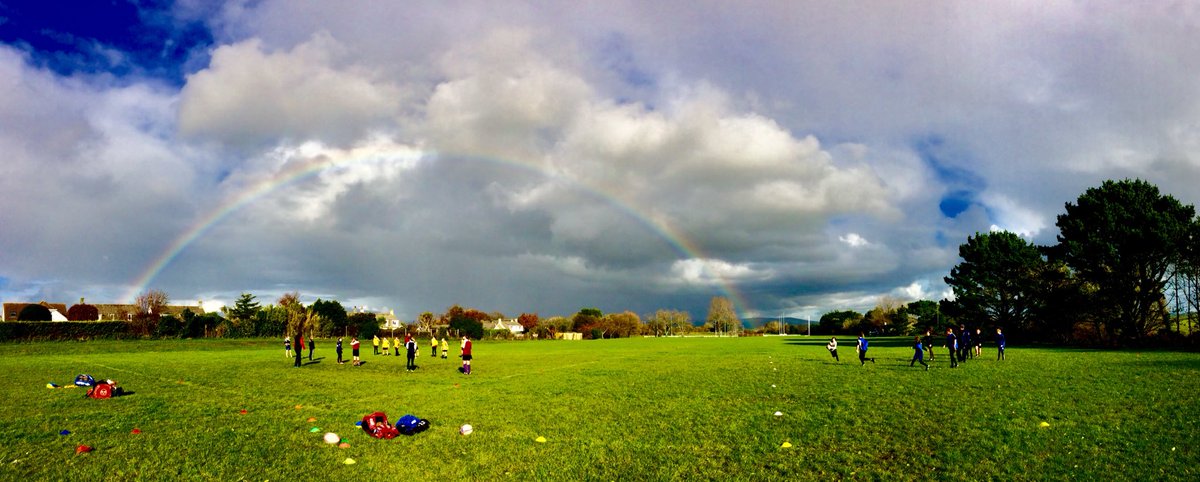 EngRugbyDevon's tweet image. Great U13 Girls Development Day at @PlymstockOakRFC @OaksLadies with girls from local school progressing from touch to contact and keen to keep playing! #Teamwork #LearningMoment