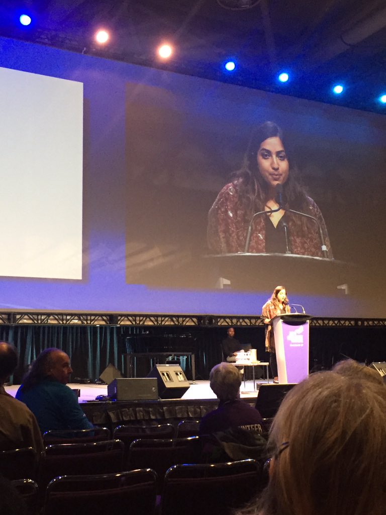 VAKanani's tweet image. #NextGen carrying torch of responsibility @ the #2018Parliament #2018PoWR. Great work is being done by this group of #yong #Social #Entrepreneurs. @EbooPatel representing @ifyc, @davidlewispeart, @SaraRahim, @WorldFaithNGO, @jessicabolduc