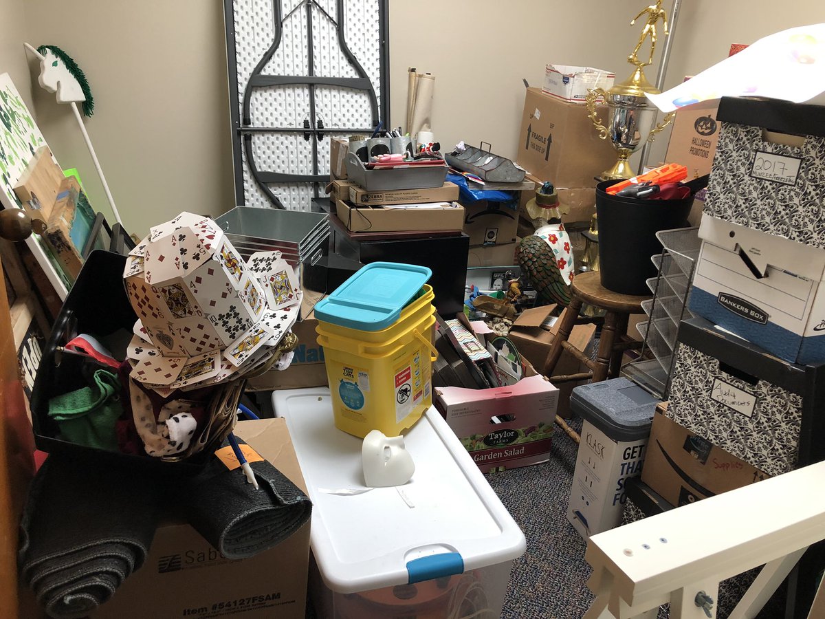 Munzee's tweet photo. We’ve moved offices! It’s a bit messy from the move, so maybe give us a couple days before coming to say hi. Our new location is at 1441 North Redbud Blvd, Suite 201 in good ole McKinney, TX. Ask for Doctor Rob at the front desk! #MunzeeOn https://t.co/tSvIqgUHsk
