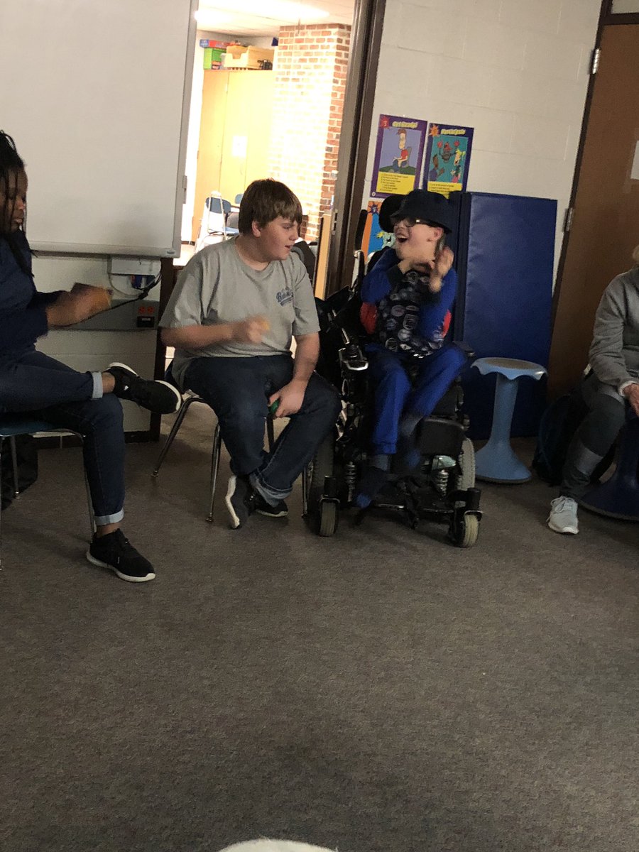 Andrea Stephan tweet media