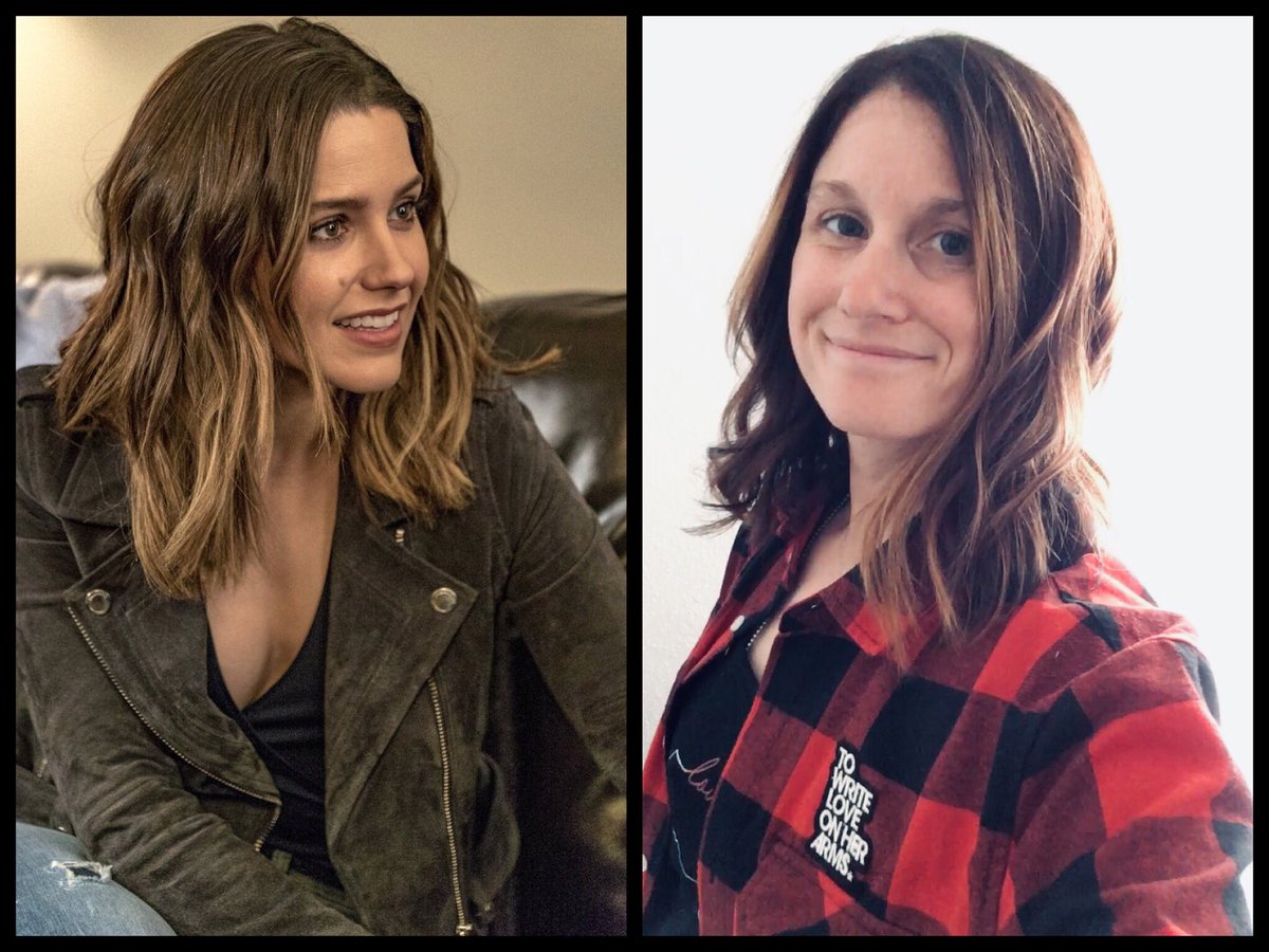 trimpact24's tweet image. After 5 months of my hair in a tight bun with an insane amount of hairspray everyday, it was time for a change! My hairdresser nailed it! I absolutely LOVE it!! @SophiaBush yes that is my #capefearlesschallenge shirt!! 😉#NoMoreBasicTrainingHair