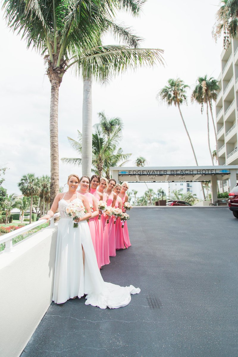 Everything is in line for the perfect destination wedding at Edgewater Beach Hotel. bit.ly/2nJJuJJ (IG/completewedo)