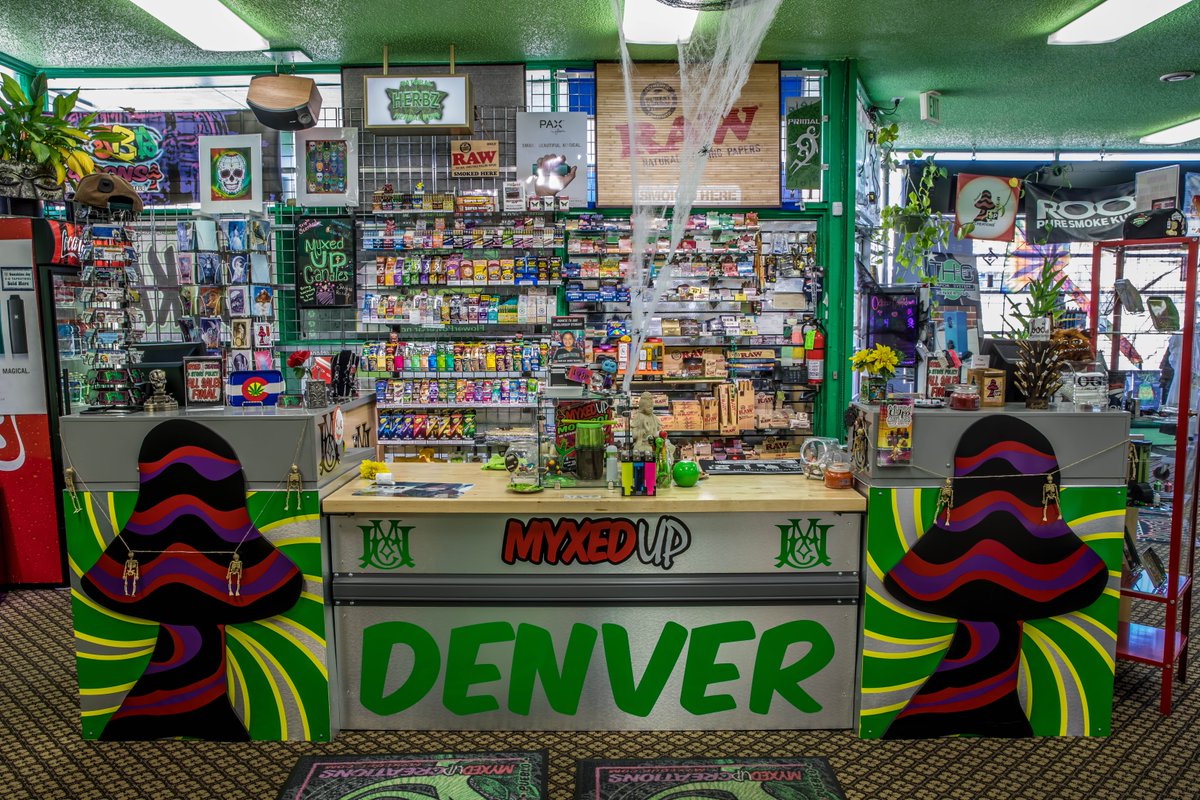 Dispensary Display tweet media