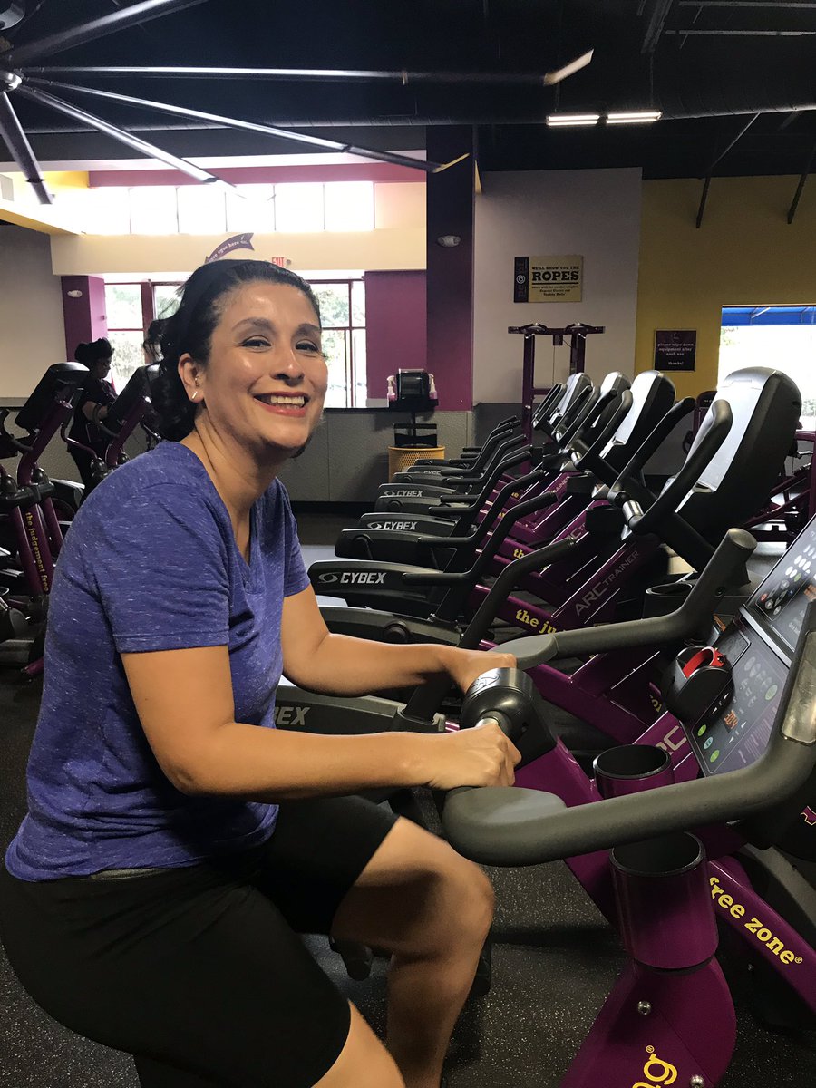 AdinaPickle's tweet photo. @CerritosPride #getfitchallenge https://t.co/Z22erU1dKT