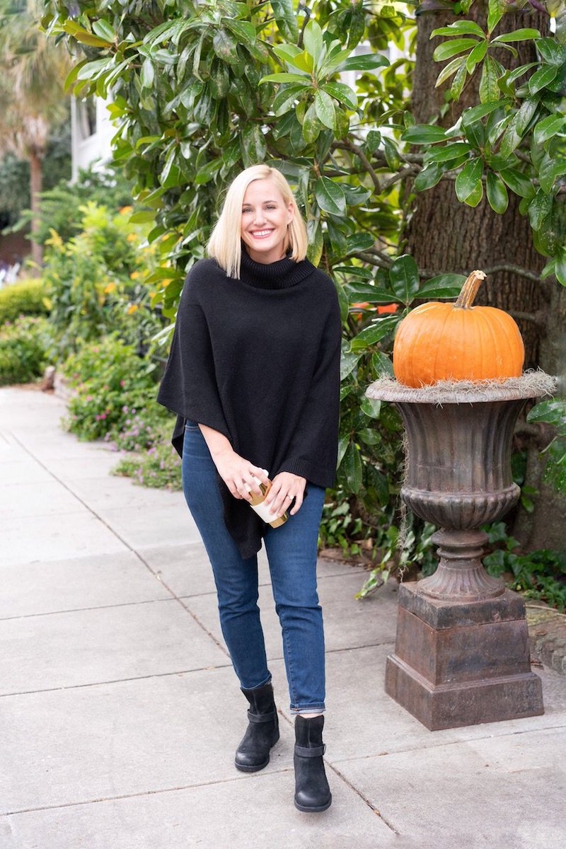 The most comfortable boots ever - on the blog! <a href="/Zappos/">Zappos.com</a> <a href="/BornShoes/">Born Shoes</a> #ad #zapposstyle #takecomfort bit.ly/2zzbW3t