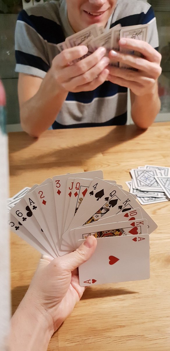 ullinullin's tweet photo. Finally! After like 8 losses I finally won a game of Wist against 🤩😅😋 @ELLIVOTE #thewinninghand https://t.co/qP36fuPhPp