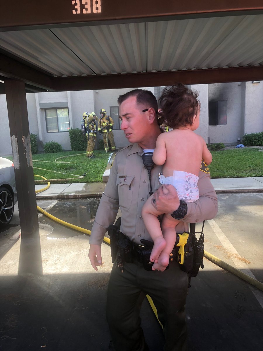 LANLASD's tweet photo. Supervisor @kathrynbarger, Board of Supervisors honored two Lancaster deputies this morning. In September of 2018, Deputies Goldstein &amp; Harris ran into a burning building to rescue 1 year old Charlie &amp; his dad James. Read the whole story here:
https://t.co/BiM2jnXH4M
#LASD #AV411 https://t.co/L6xGRCCtPi
