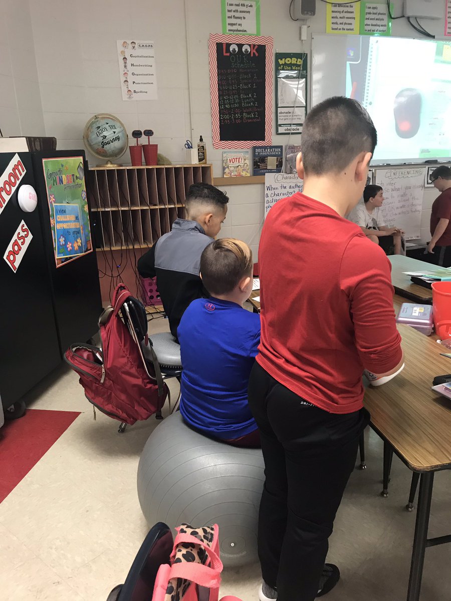 MonaBethMontoye's tweet photo. #flexibleseating #4thgrade #veterans #collaborativetalk @JackTFarrar @TCSPublic @gina_bumbalough https://t.co/LZEYuvMrzC
