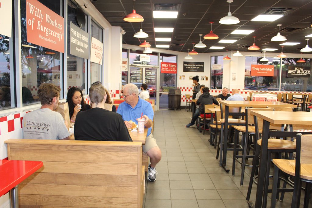 FiveGuysCFL's tweet photo. Come out to Waterford Lakes to support East River high school Journalism club! 10% of all sales until 9 PM will be donated back to their organization! @ERHSybk https://t.co/m6PZ52bU49