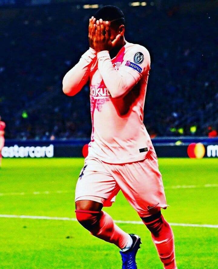 ftboltupasin1's tweet photo. Así fue la reacción de Malcom al anotar su primer gol como futbolista del Barcelona. https://t.co/wxZXG9tPf3