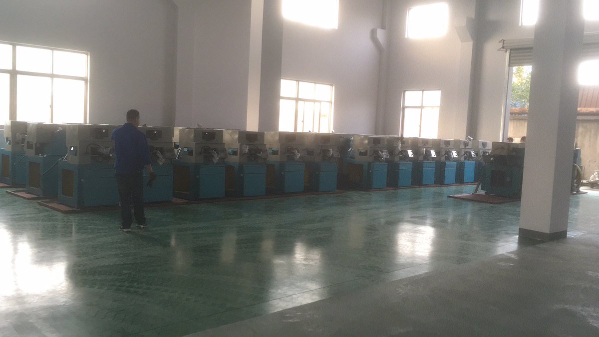 NdFeB_Magnet_'s tweet photo. Some new cutting equipments arrived at new factory yesterday. Old equipments were sold to others. The decoration is still on.
#Permanent #Neodymium #RareEarth #NdFeB #Magnet PotMagnets #PinMagnets #RingMagnets #DiscMagnets #FishingMagnets #MagnetHook#SquareMagneticGrate https://t.co/aLEyOiuESC