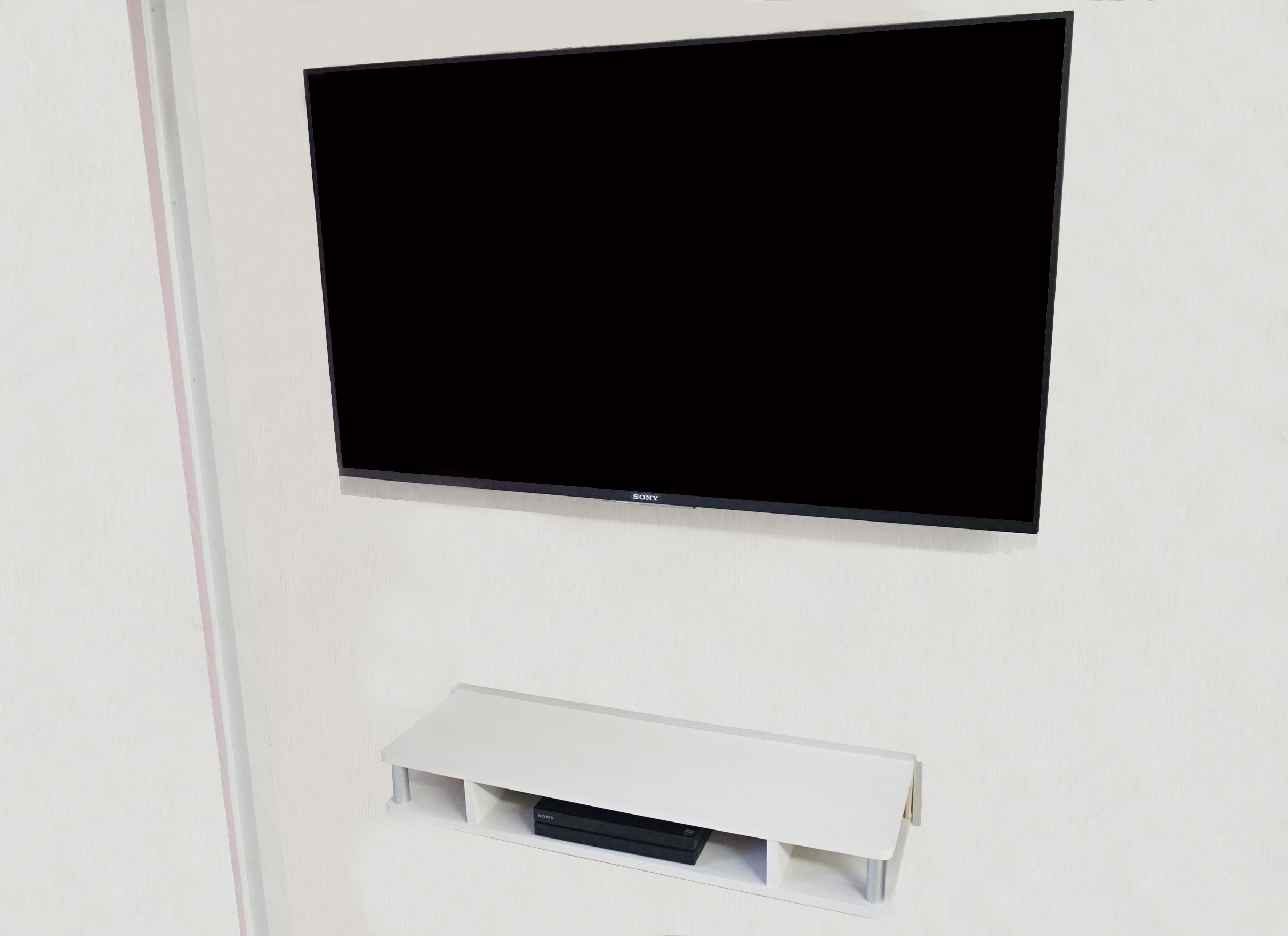تويتر カトー電器商会 壁に穴をあけない壁掛けテレビ على تويتر テレビを壁掛けにしたときにブルーレイレコーダーなどをスマートに置くための壁に埋め込んで設置できるシェルフを施工してみました まだ色々と改善しなければいけないな T Co Ua6h7dvlzn