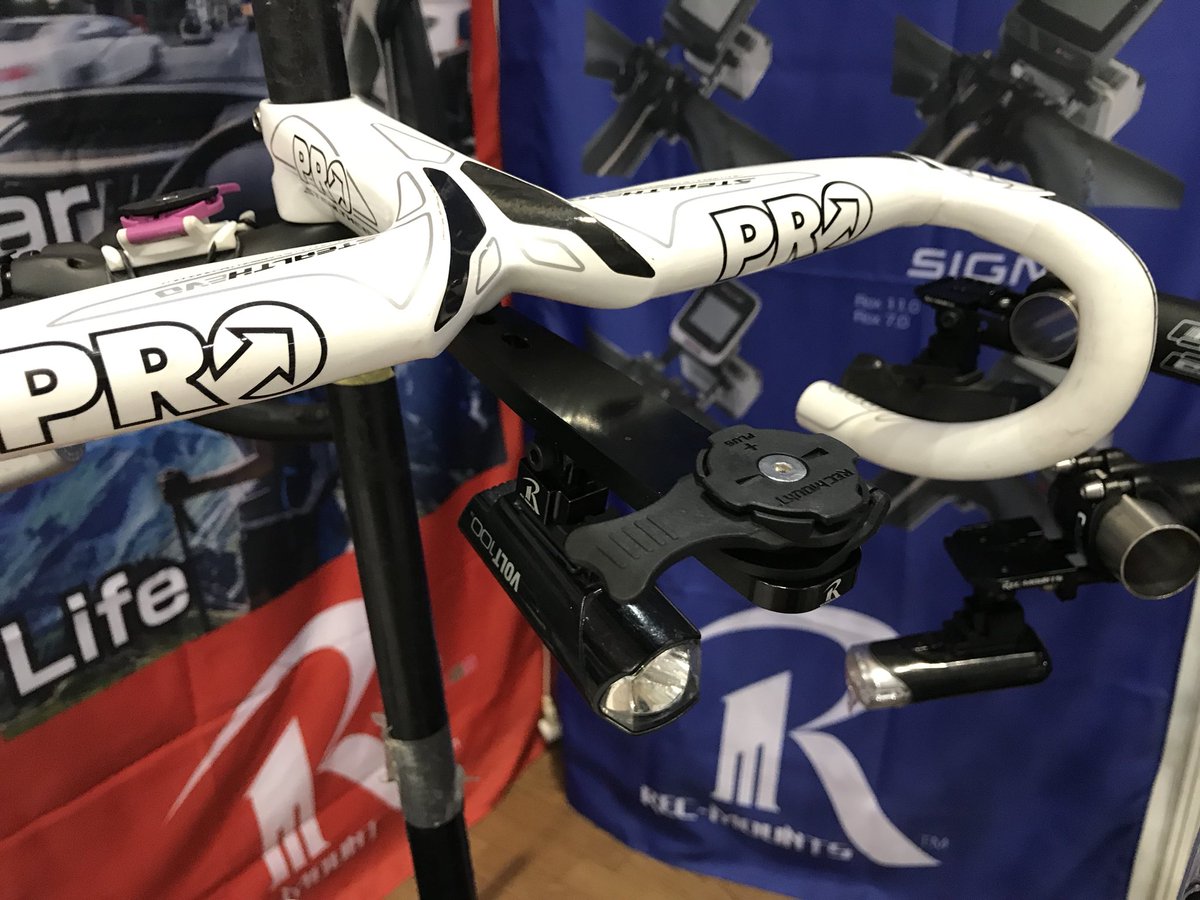 recmountplus's tweet photo. 明日に迫った
サイクルモード
搬入日

準備中です
R+は
普通のハンドル用もありますが

特殊なハンドル用も
用意

ぜひ体感しに来てください

#recmountplus 
#レックマウントプラス https://t.co/WYXvgCHDRo