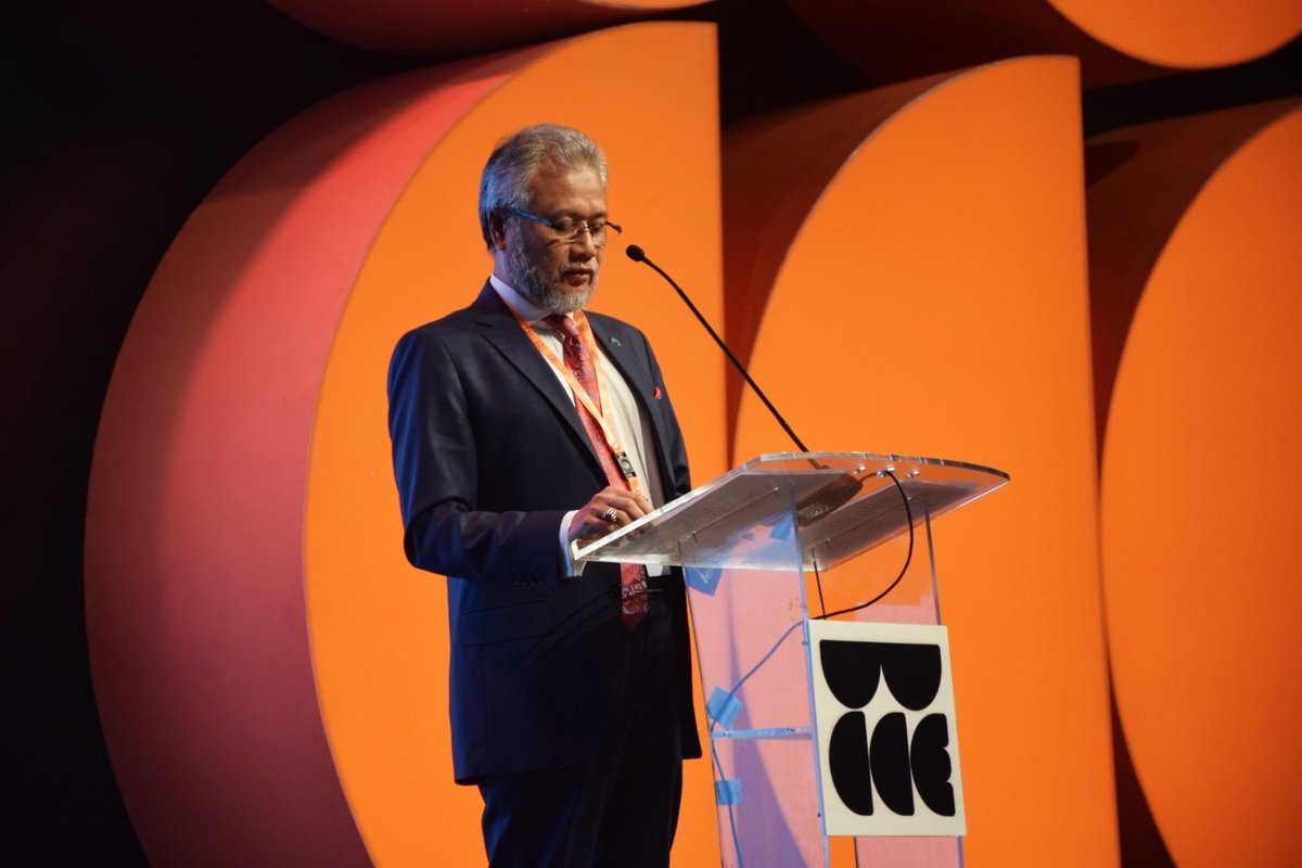 The #D8 Secretary-General, H.E. <a href="/JaafarKu/">Ku Jaafar Ku Shaari</a>, addressed the World Conference on #CreativeEconomy, organized by @BekrafID, regarding "#Financing, #Investing in the Future of Creative Economy Development".

@WCCE2018 <a href="/D8org/">Developing-8 (D-8)</a> #WCCE2018