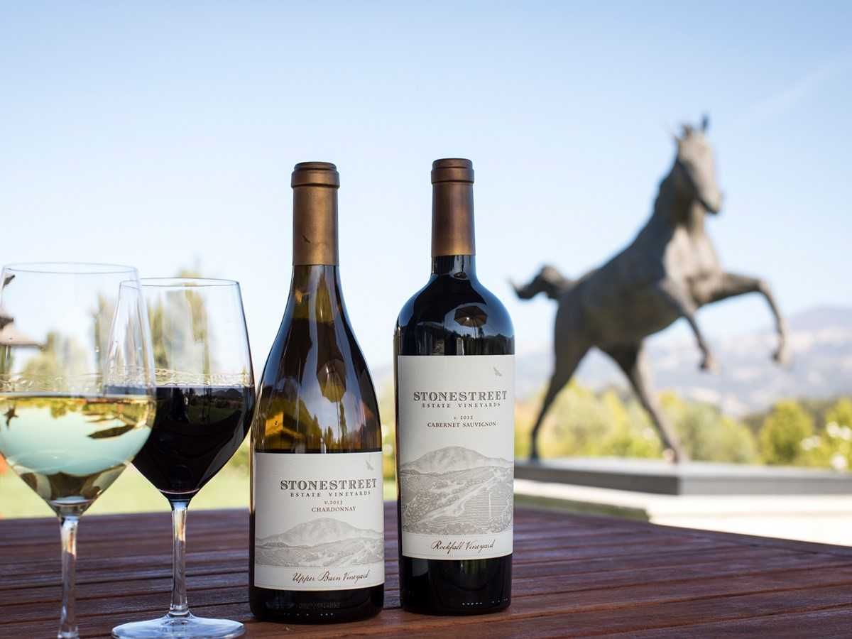 Have you selected your Thanksgiving wines yet? This #WineWednesday we're exploring <a href="/StonestreetWine/">Stonestreet Winery</a>. Once you’ve tasted mountain-grown wines, you’ll know what the fuss is about. buff.ly/2SGmyX2
#AltitudeMatters #alexandervalley #thanksgivingwine #gobblegobble