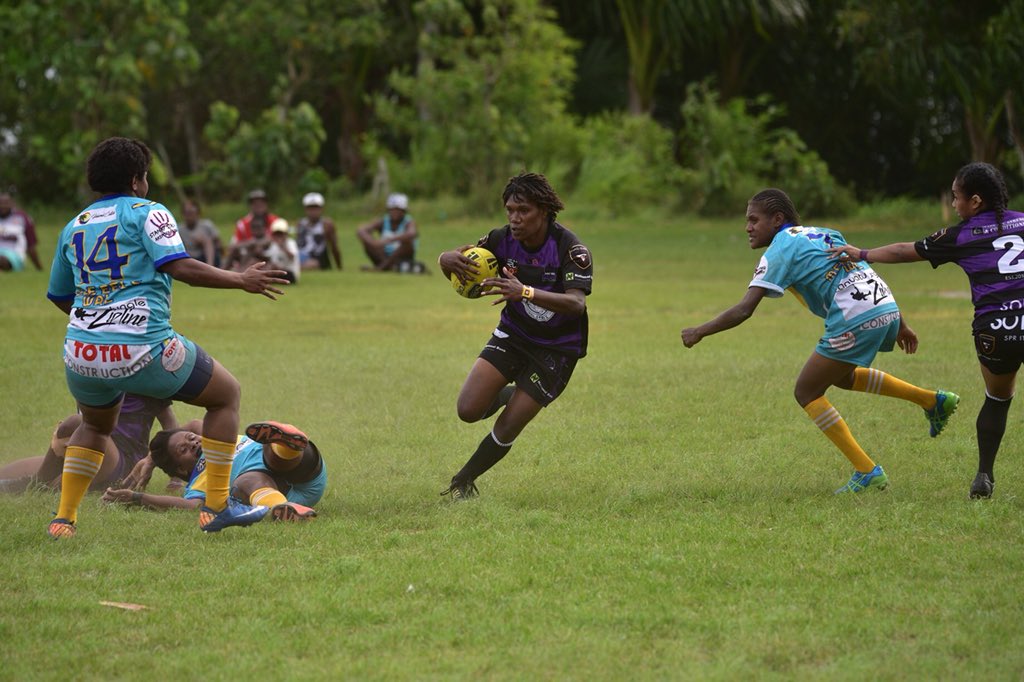 BrettWright19's tweet photo. Very proud of you ladies... Thank you to Azure Pure Water for the constant flow of the best water in Vanuatu #SofiSpritz Sofi Spritz #NBV #GIS #AzurePureWater #VRL #PVRL #VanuatuRugbyLeague #Vanuatu #RugbyLeague #PowerHouse #YumiWan ๐ด๐๐ด p/c - Ron Zwiers https://t.co/l5ICvWqgB7