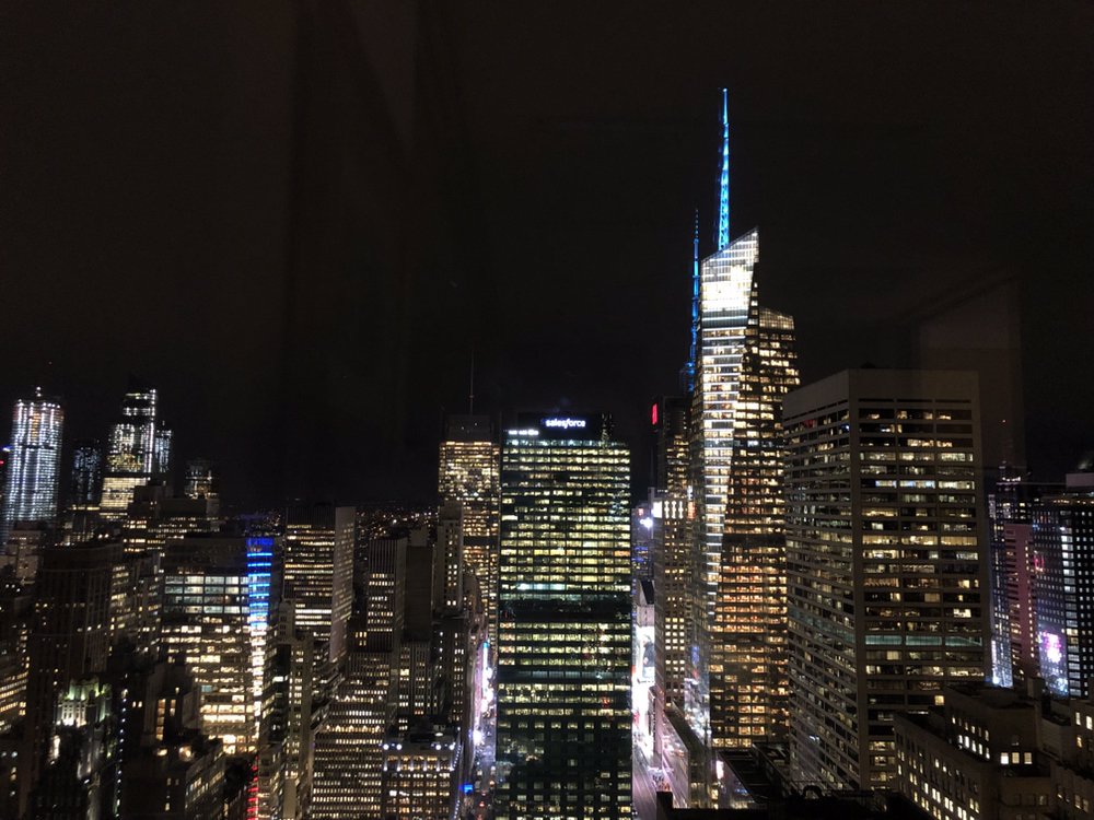 So thrilled to see #OneBryantPark @151West42 and @OneWTC illuminated blue tonight in honor of the Lung Cancer Research Foundation! Thank you @thedurstorg #lcrf #LCAM