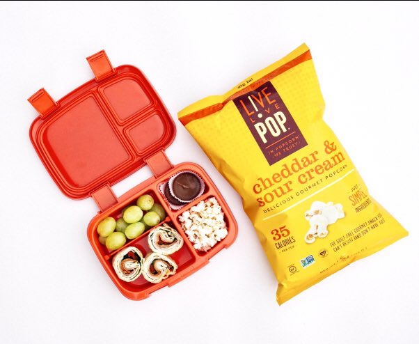 livelovepopLLC's tweet image. We’ve got your Wednesday covered! We teamed up with our friends @BentgoLunch for a giveaway that will make packing lunches a piece of cake! 

Head to our Instagram page to enter! 
instagram.com/livelovepop/?h…

#livelovepop #bentgo #snacktime #giveaway