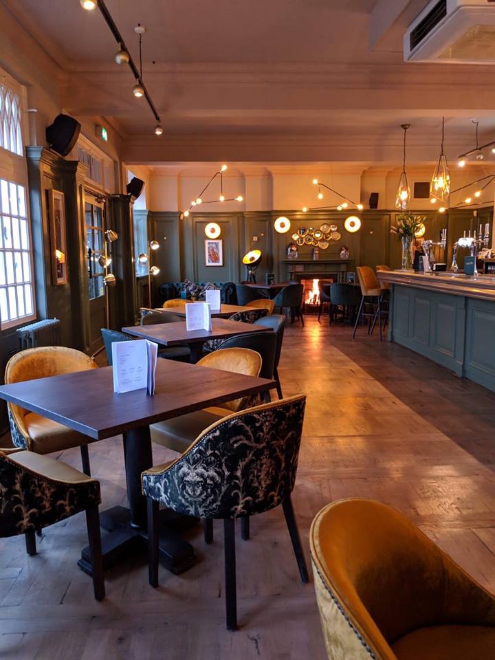 Freemasons Arms tweet media
