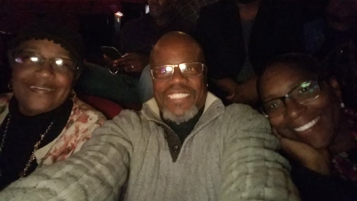 ByronMarshall01's tweet photo. #AMATEURNIGHTAPOLLO https://t.co/sHUcnBztKl