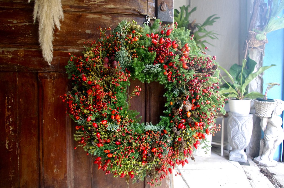 Hanadokei花時計 大きめのシンプルな クリスマスリース 花時計 Hanadokei バラの実 ローズヒップ