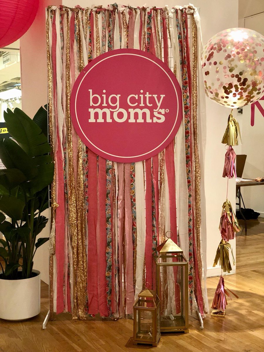 StemCyte's tweet photo. Stop by our booth at Big City Moms biggest event in NYC to learn more about cord blood banking. #StemCyte #CordBloodBanking #BigCityMoms https://t.co/bd0otoH4YA