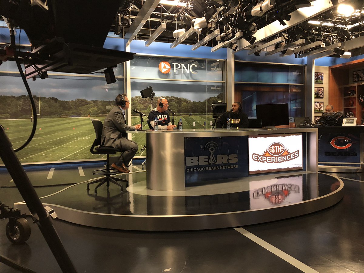 BearsSTH's tweet photo. @AllenRobinson joining the STH’s tonight for All Access with Jeff &amp; Tom!@JeffJoniak #BearsSTH #STHExperiences https://t.co/9CqEQet9Sb