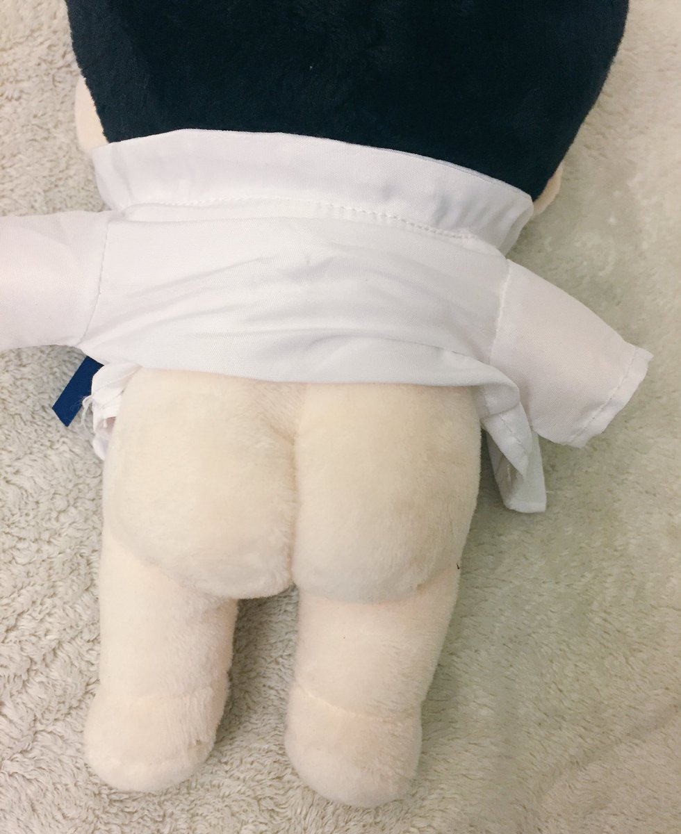 ChimKookiie's tweet photo. He has the cutest butt ever haha 😂 thank you @DOKIJIN1204 he is adorable! And @zheongguk for the GO~ #GukGo https://t.co/jGgRcDOZUL